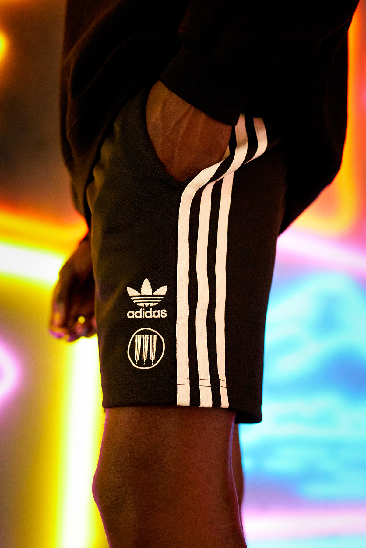 商品の良いところ END.×adidas×NEIGHBORHOOD Team Shorts 希少M ...